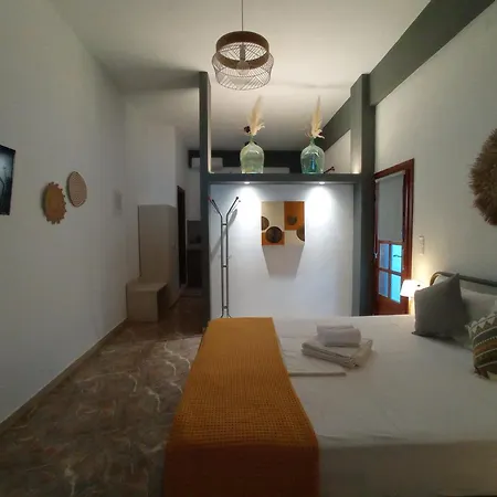 Amfithea Seaview * Trikeri