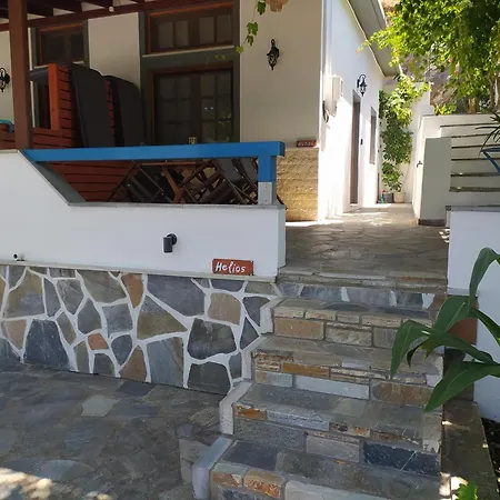 Amfithea Seaview Trikeri